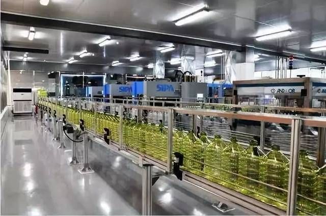 金龍魚小包裝車間（無法直接得知金龍魚小包裝車間的具體信息如需了解）