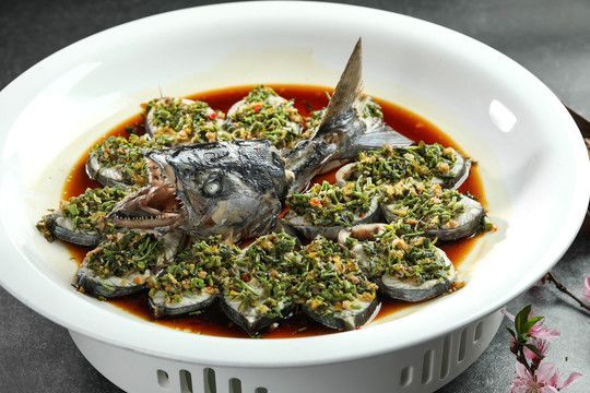 龍魚怎么煮好吃：幾種不同的烹飪方法，讓您在家嘗試制作美味的龍魚菜肴