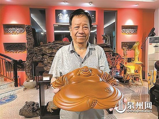 有哪些著名的龍魚木雕收藏家？