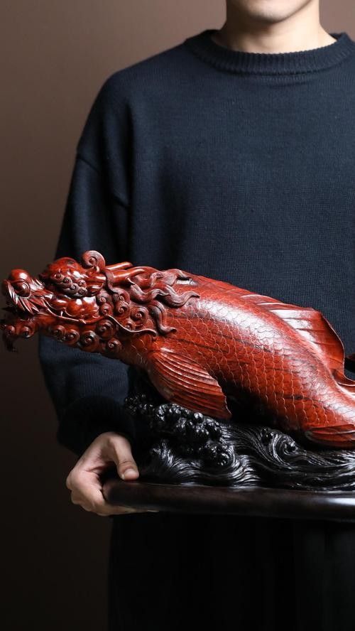 龍魚雕塑圖片欣賞大全