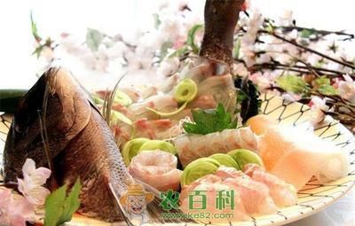 最貴金龍魚排行榜：揭秘天價黃金龍魚，最貴的黃金龍魚多少錢一只？ 最貴金龍魚排行榜：揭秘天價黃金龍魚，最貴的黃金龍魚多少錢一只？ 龍魚百科 第3張