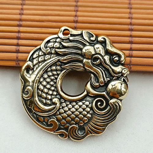 龍頭魚掛件可以用哪些清潔劑？