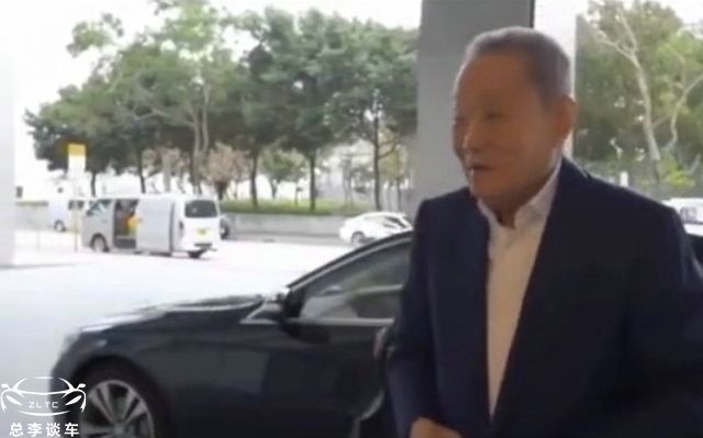 金龍魚老板身價（金龍魚的老板郭鶴年的財富主要來源于他控制的多家公司）