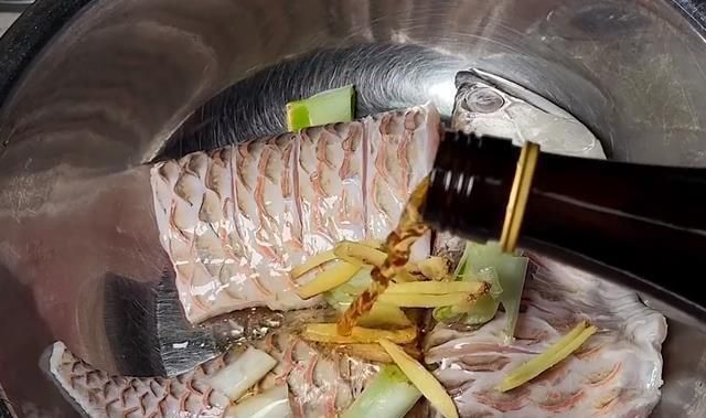龍魚溫差過大立鱗會死嗎：龍魚溫差過大立鱗會死嗎龍魚溫差過大立鱗會死嗎