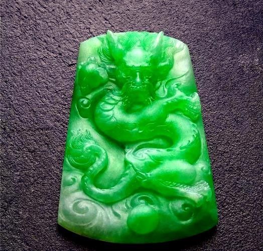 龍頭翡翠的保養(yǎng)方法