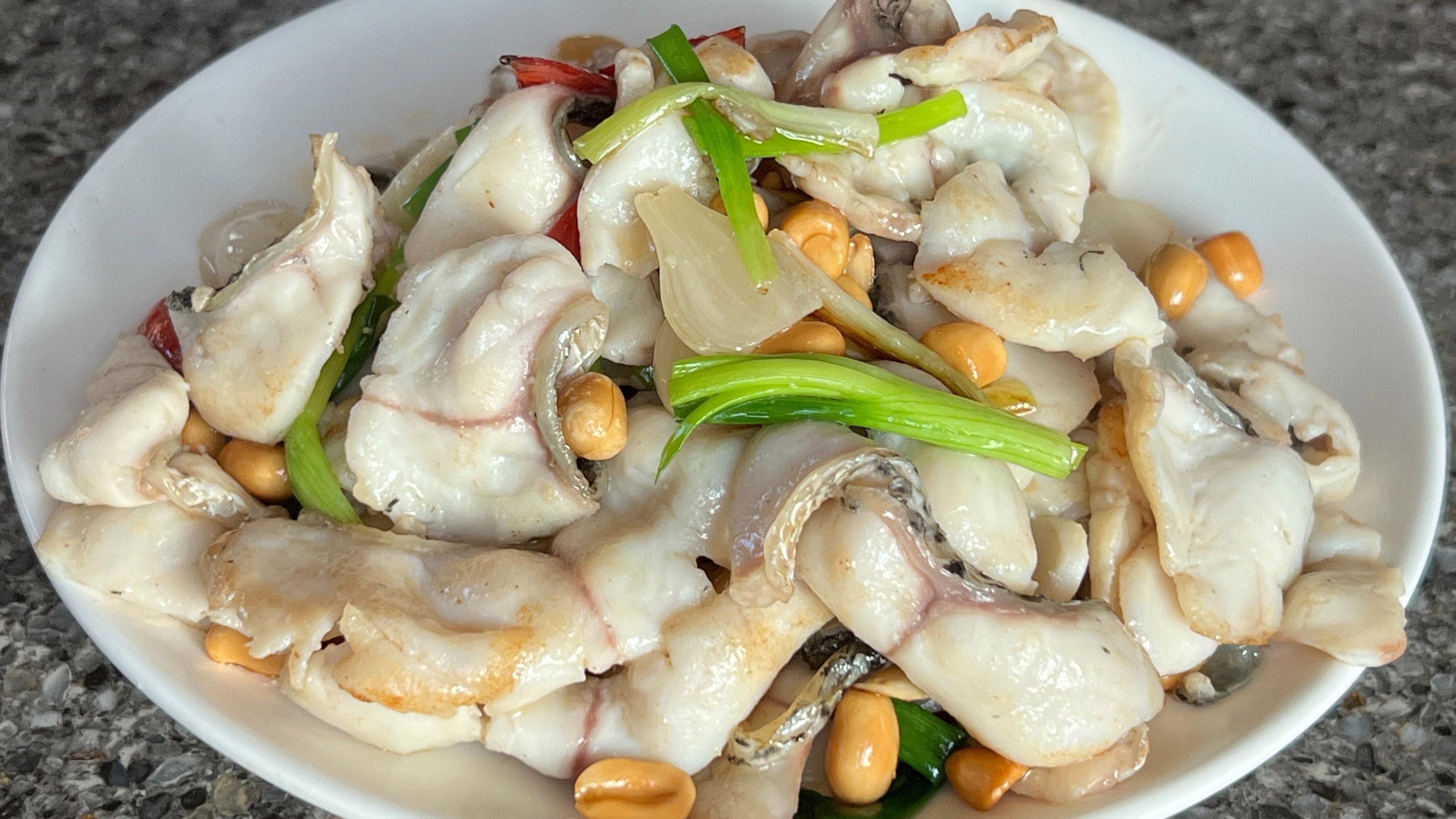 如何區(qū)分黑魚和鱸魚？ 如何區(qū)分黑魚和鱸魚？ 龍魚百科 第2張