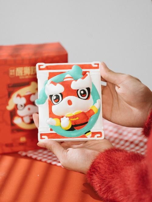還有哪些品牌聯名產品使用了金龍元素？