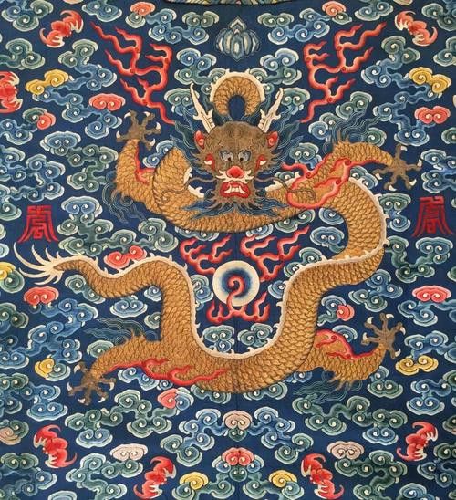 有沒有更多吉祥龍的圖案示例？