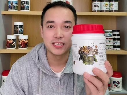 怎樣讓龍魚吃飼料呢