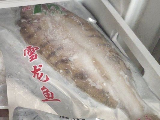 龍魚一直在水面抬頭游來游去：龍魚在水面上頻繁游動(dòng)是怎么回事 龍魚一直在水面抬頭游來游去：龍魚在水面上頻繁游動(dòng)是怎么回事 龍魚百科 第2張