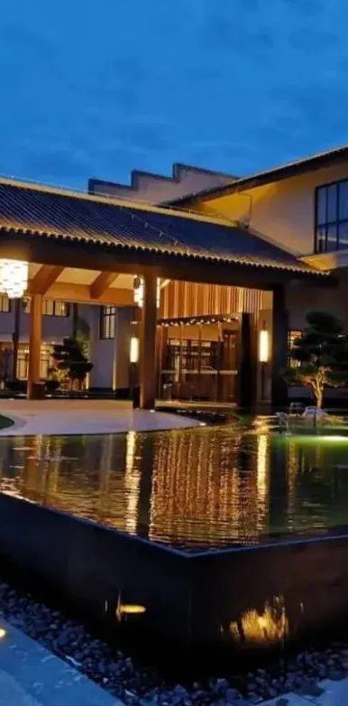桂林新金龍野牛大酒店有住宿嗎？