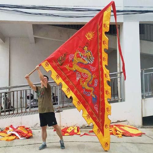 有哪些適合送禮的紅龍旗紀(jì)念品？