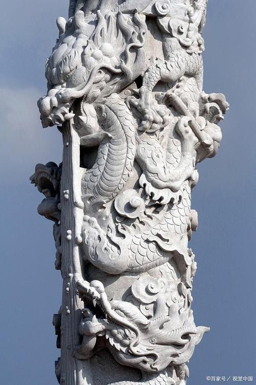 給我一些龍柱設計的案例