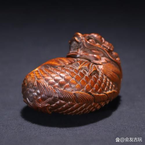 推薦一些現代龍魚木雕作品