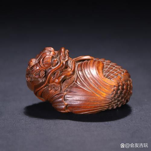 推薦一些現代龍魚木雕作品