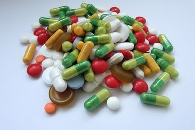 龍魚鱗片需要補充的維生素（養龍魚時補充哪些維生素比較重要？）