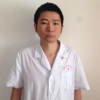 紅龍魚顏色變淺的原因：紅龍魚的顏色變淺是什么原因？