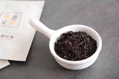 龍魚換水勤會怎么樣：龍魚換水過于頻繁可能會導致以下問題：為了保持健康狀態