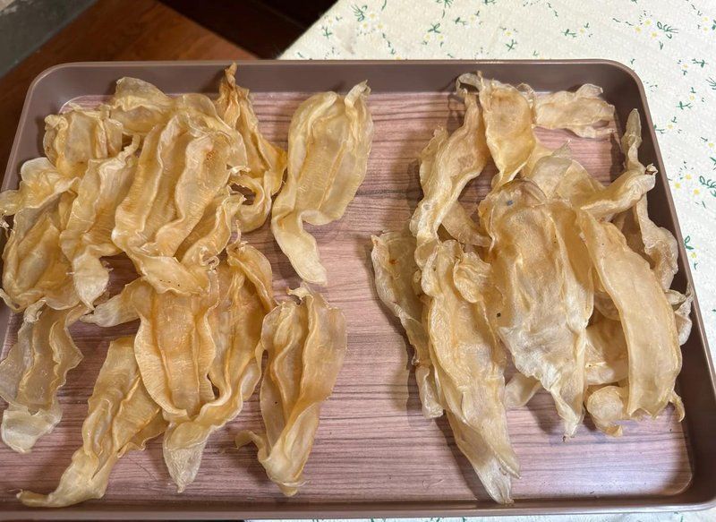 金龍魚膠1300一斤貴嗎