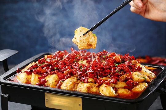 龍魚烤魚是什么意思：龍魚烤魚是一種烹飪魚類食材的傳統(tǒng)菜肴,龍魚烤魚是什么意思