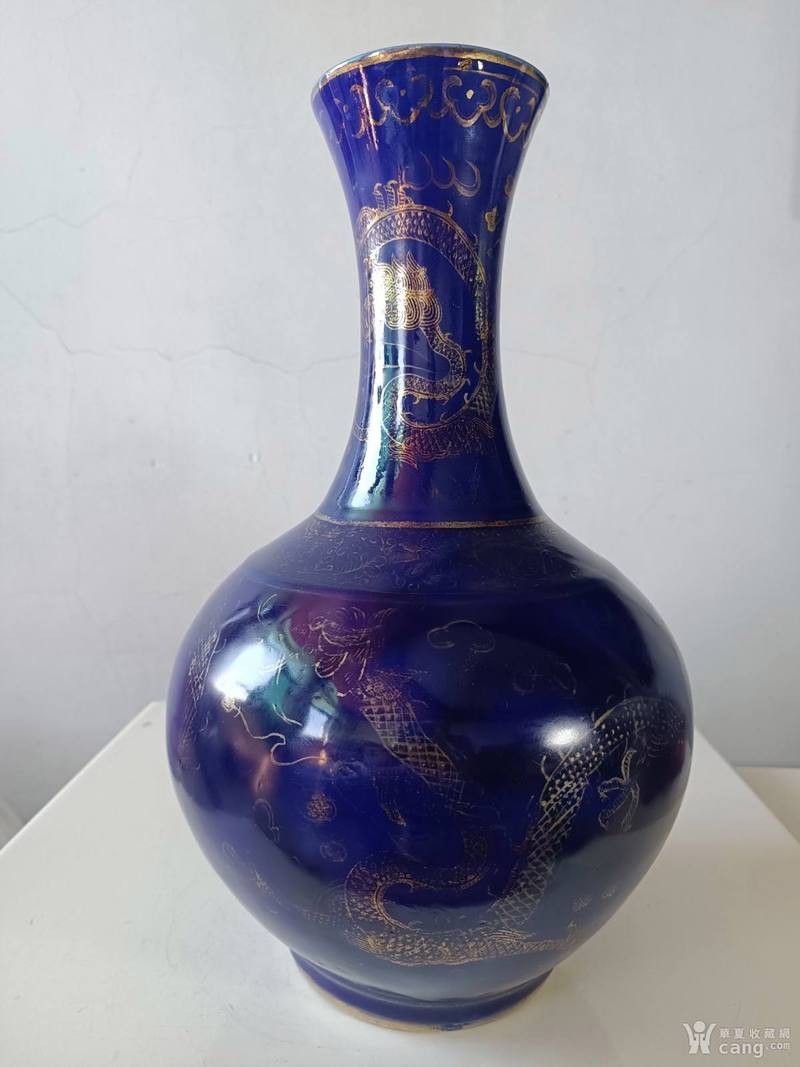 藍底金龍紋瓷器的收藏價值如何？