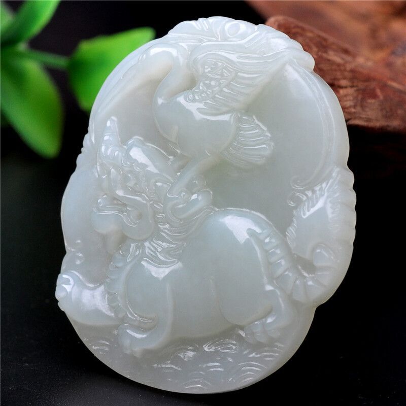 玉石龍魚擺件怎么擺放（玉石龍魚擺件在中國文化中具有特殊寓意代表著財富和好運）