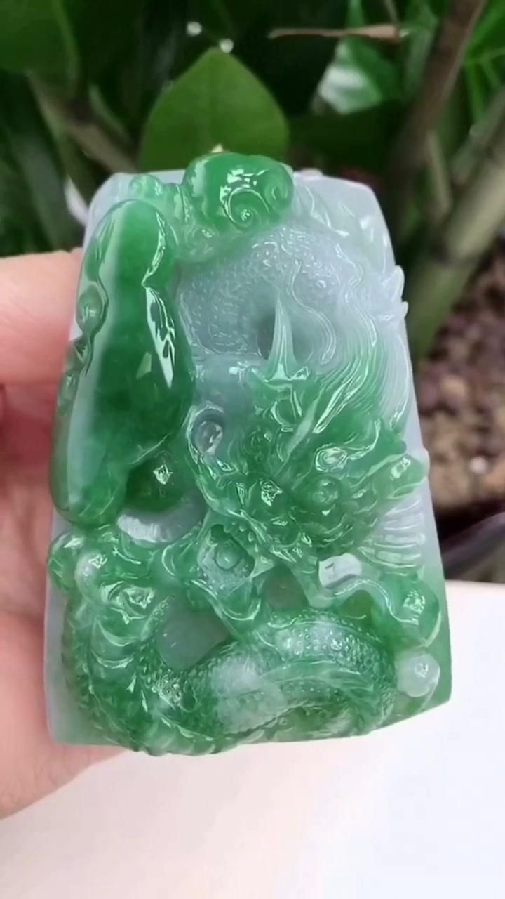 龍頭翡翠佩戴意義