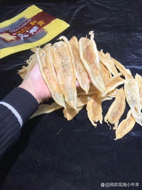 如何識別金龍魚膠