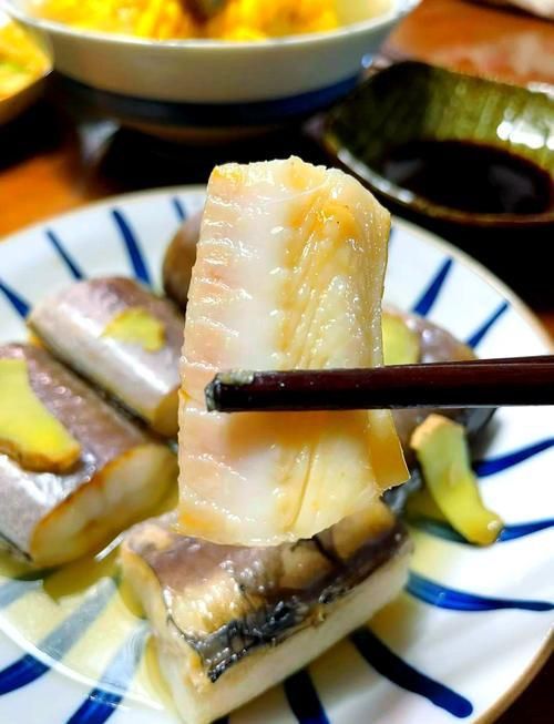 鰻魚去刺圖解 鰻魚去刺圖解 龍魚百科 第11張