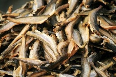 龍魚用什么鹽腌制好：龍魚的腌制方法