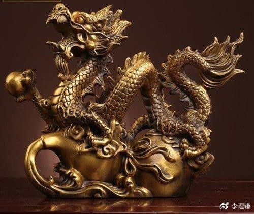 龍擺件多久清潔一次？