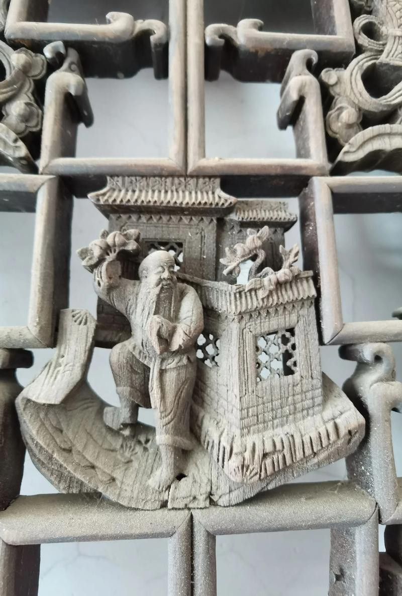 上漆的龍魚木雕如何保養(yǎng)？
