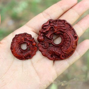 龍魚配飾寓意（招財(cái)進(jìn)寶,地位的象征,延伸到配飾上則是保平安））