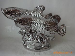 介紹金龍魚工藝品說明文英語版