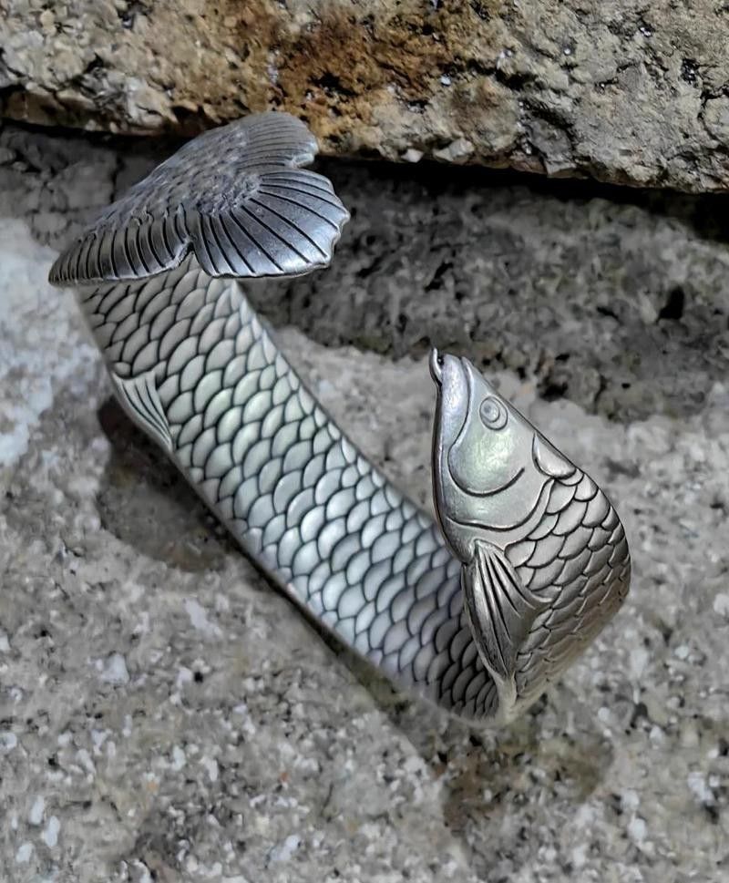 曼龍魚掉色