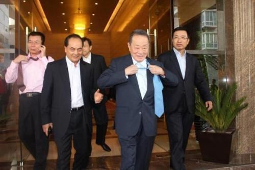 哈爾濱金龍魚董事長，哈爾濱金龍魚董事長郭孔豐