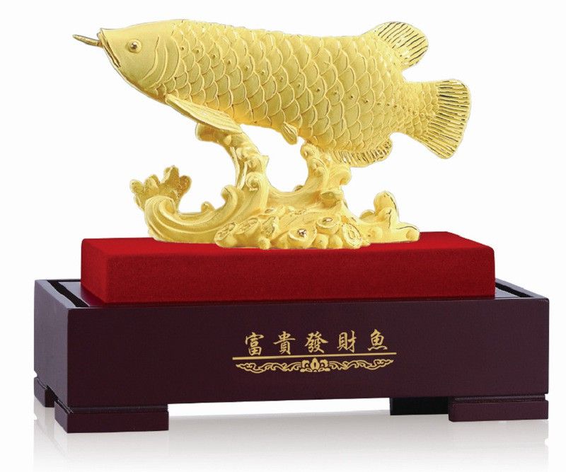 玉石金龍魚擺件是玉石的嗎？