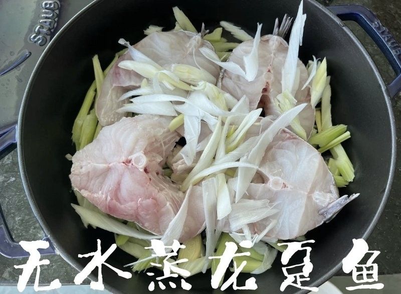 龍躉魚無水燜的熱量是多少？
