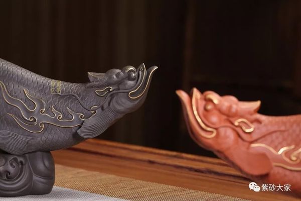 日本金龍魚雕塑（金龍魚雕塑在日本家居中的布局之一）