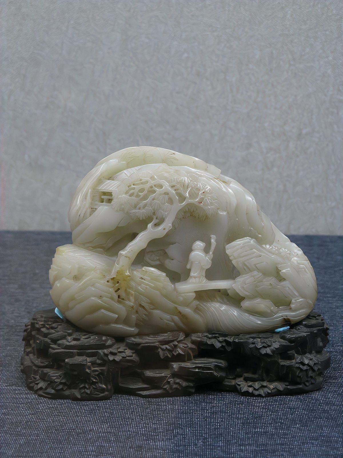 如何辨別真假玉石龍形擺件？ 如何辨別真假玉石龍形擺件？ 龍魚百科 第10張