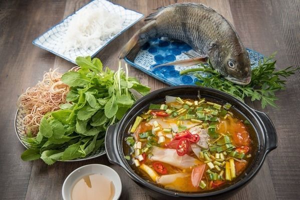 龍魚吃飼料長得快嗎為什么：龍魚吃飼料可以長得快嗎