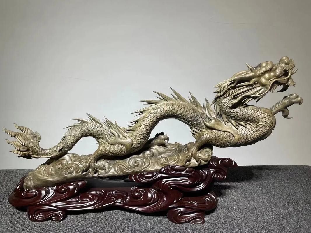 龍擺件工藝品如何保養(yǎng)？
