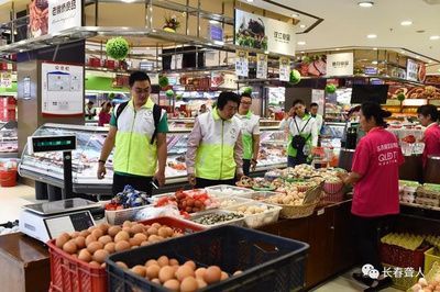 做金龍魚銷售員怎么樣?。ㄗ鼋瘕堲~銷售員是一種怎樣的體驗？）