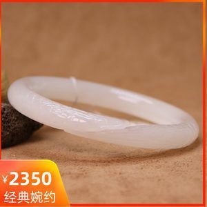 和田玉龍魚手鐲：和田玉手鐲價格和田玉龍魚手鐲佩戴效果