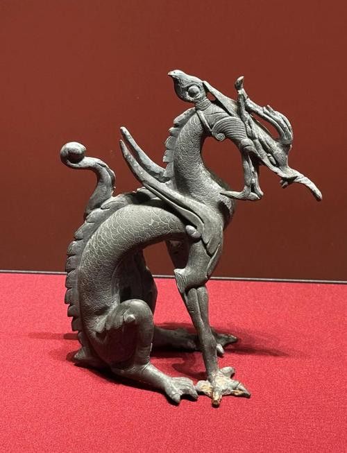還有哪些龍的雕塑也極具霸氣？