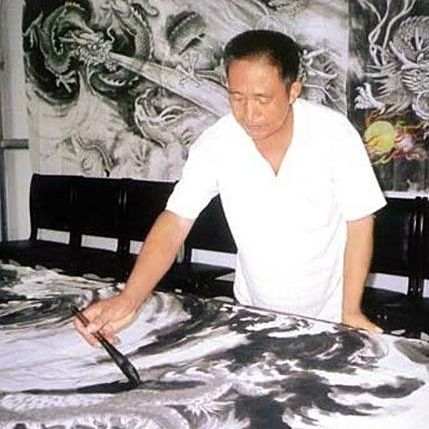 有哪些著名的龍龜圖片藝術家？ 有哪些著名的龍龜圖片藝術家？ 龍魚百科 第4張