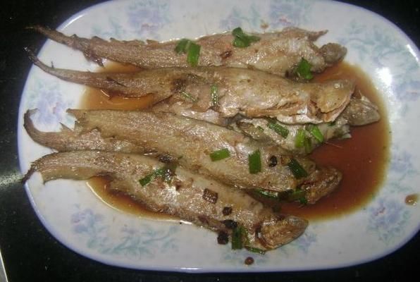刀魚適宜人群及食用建議，刀魚與三高的關(guān)系，刀魚的烹飪技巧， 刀魚適宜人群及食用建議，刀魚與三高的關(guān)系，刀魚的烹飪技巧， 龍魚百科 第2張