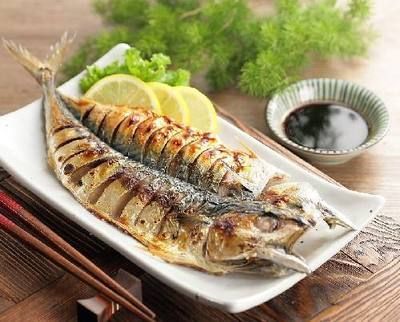 刀魚適宜人群及食用建議，刀魚與三高的關(guān)系，刀魚的烹飪技巧， 刀魚適宜人群及食用建議，刀魚與三高的關(guān)系，刀魚的烹飪技巧， 龍魚百科 第5張