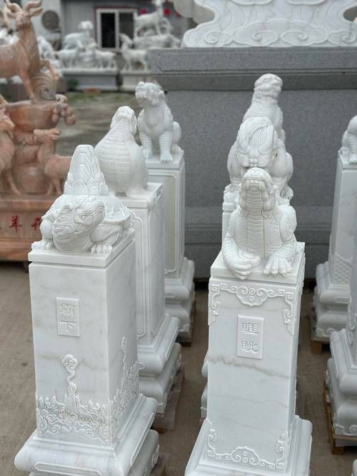 有哪些著名的九子龍雕塑作品？ 有哪些著名的九子龍雕塑作品？ 龍魚百科 第17張