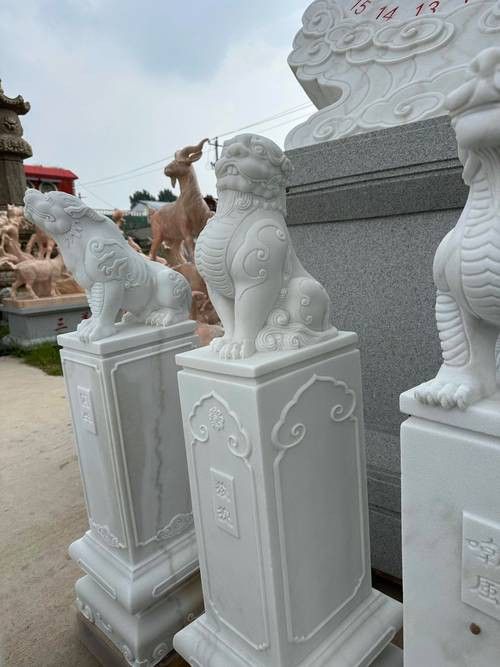 有哪些著名的九子龍雕塑作品？ 有哪些著名的九子龍雕塑作品？ 龍魚百科 第20張